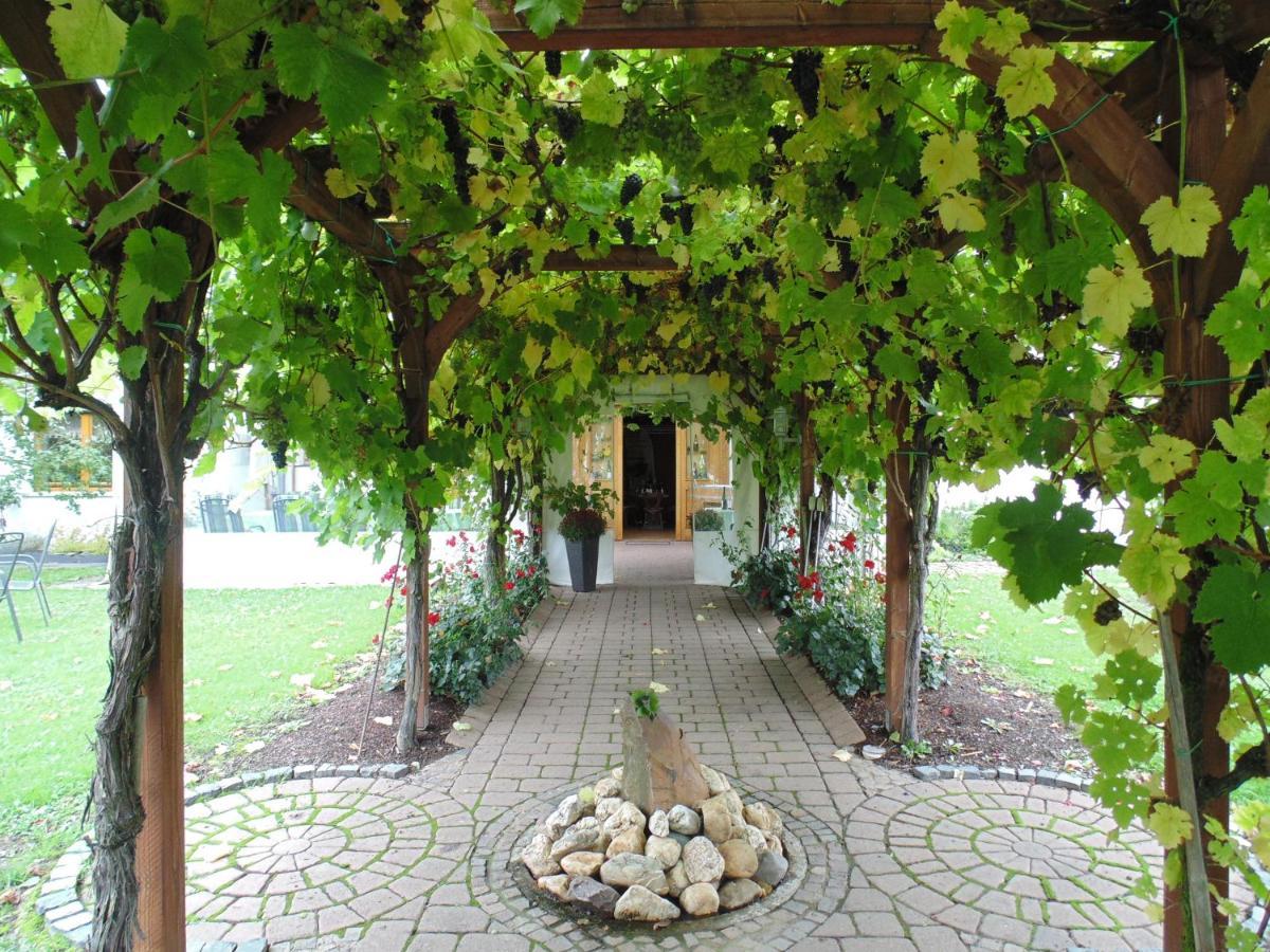 Weingut Lehnert-Spaeter Piesport Eksteriør bilde