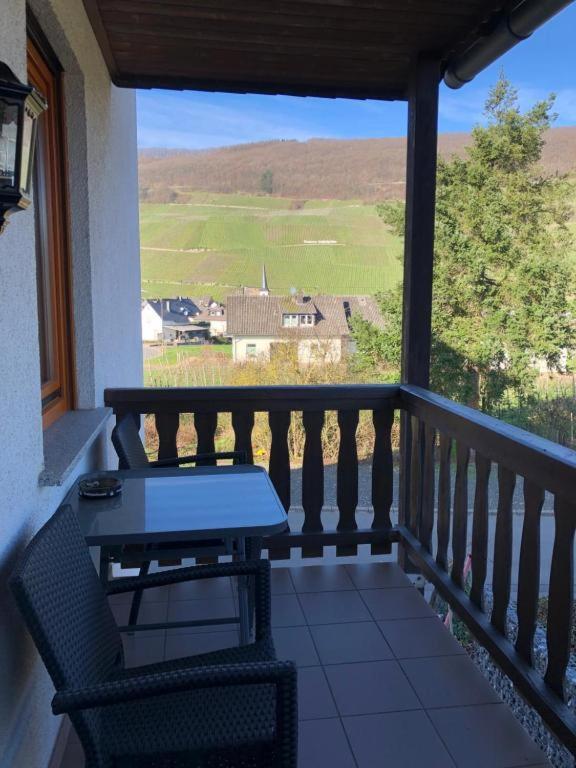 Weingut Lehnert-Spaeter Piesport Eksteriør bilde